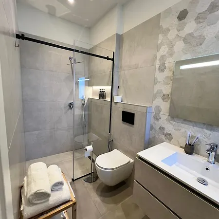 Aparthotel Brianza 4*